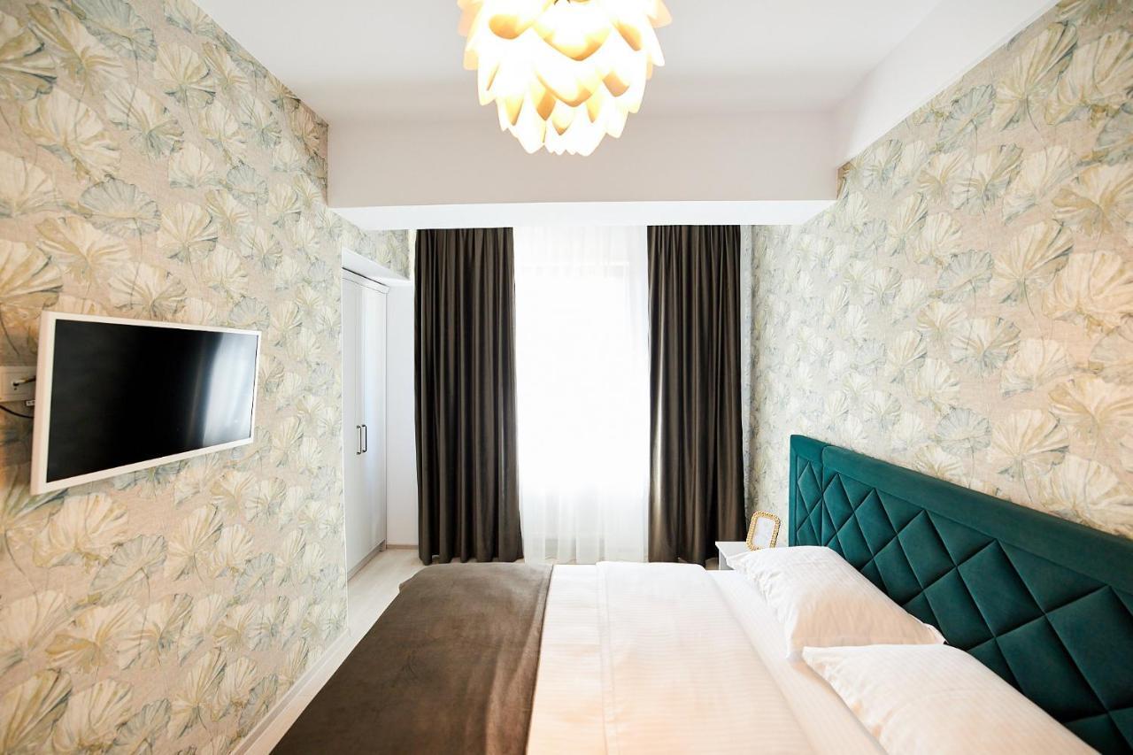 Uptown Apartments Iasi Esterno foto