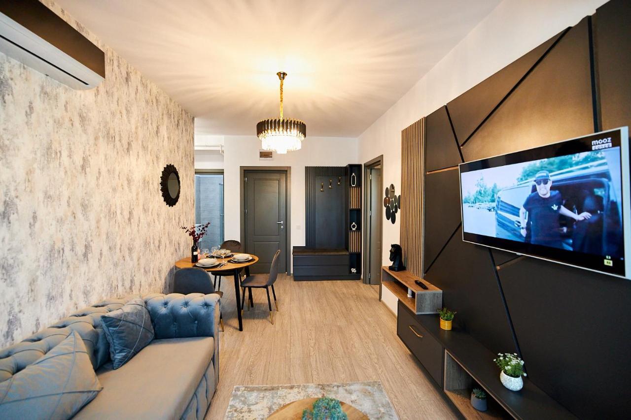 Uptown Apartments Iasi Esterno foto