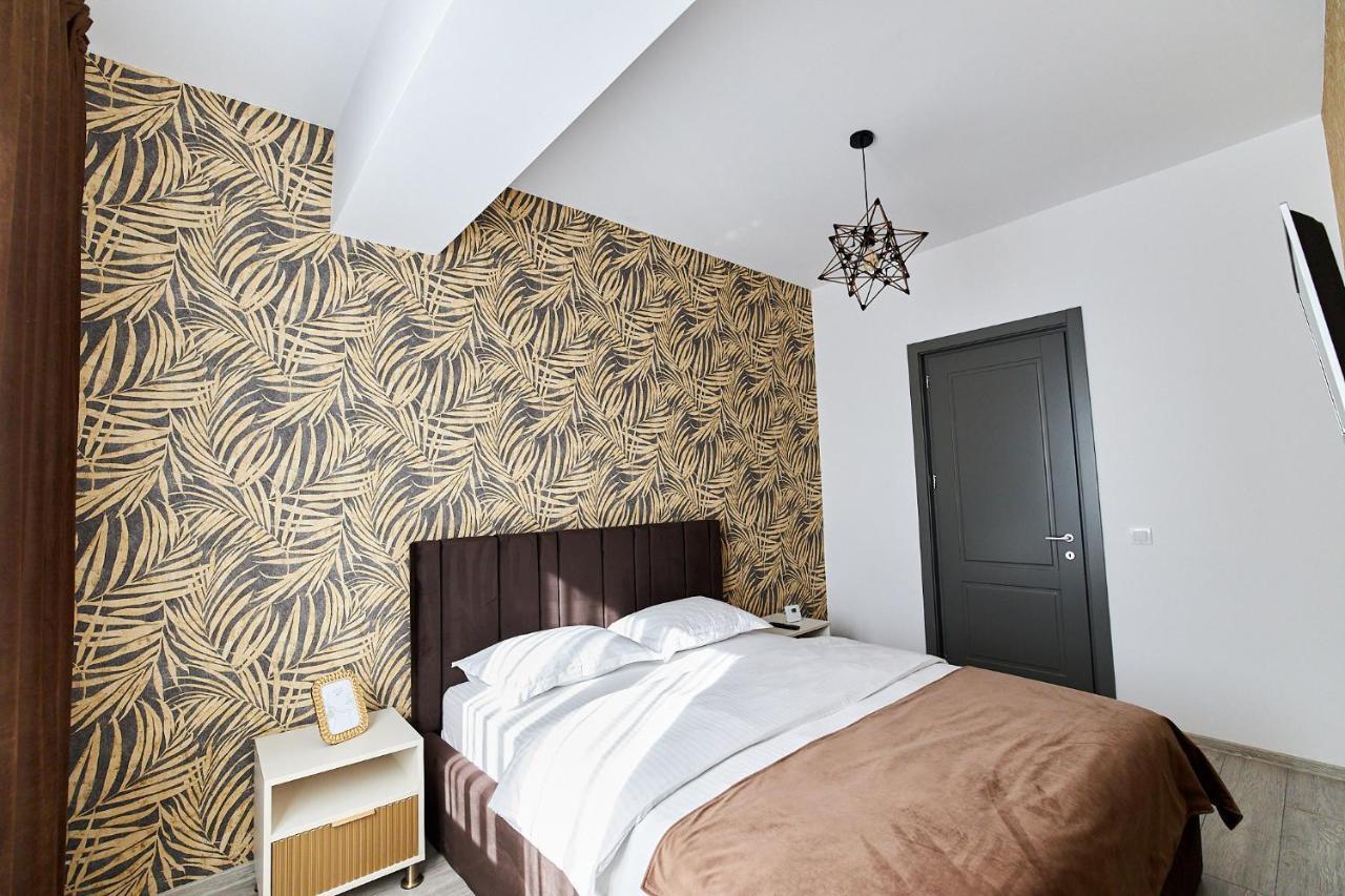 Uptown Apartments Iasi Esterno foto