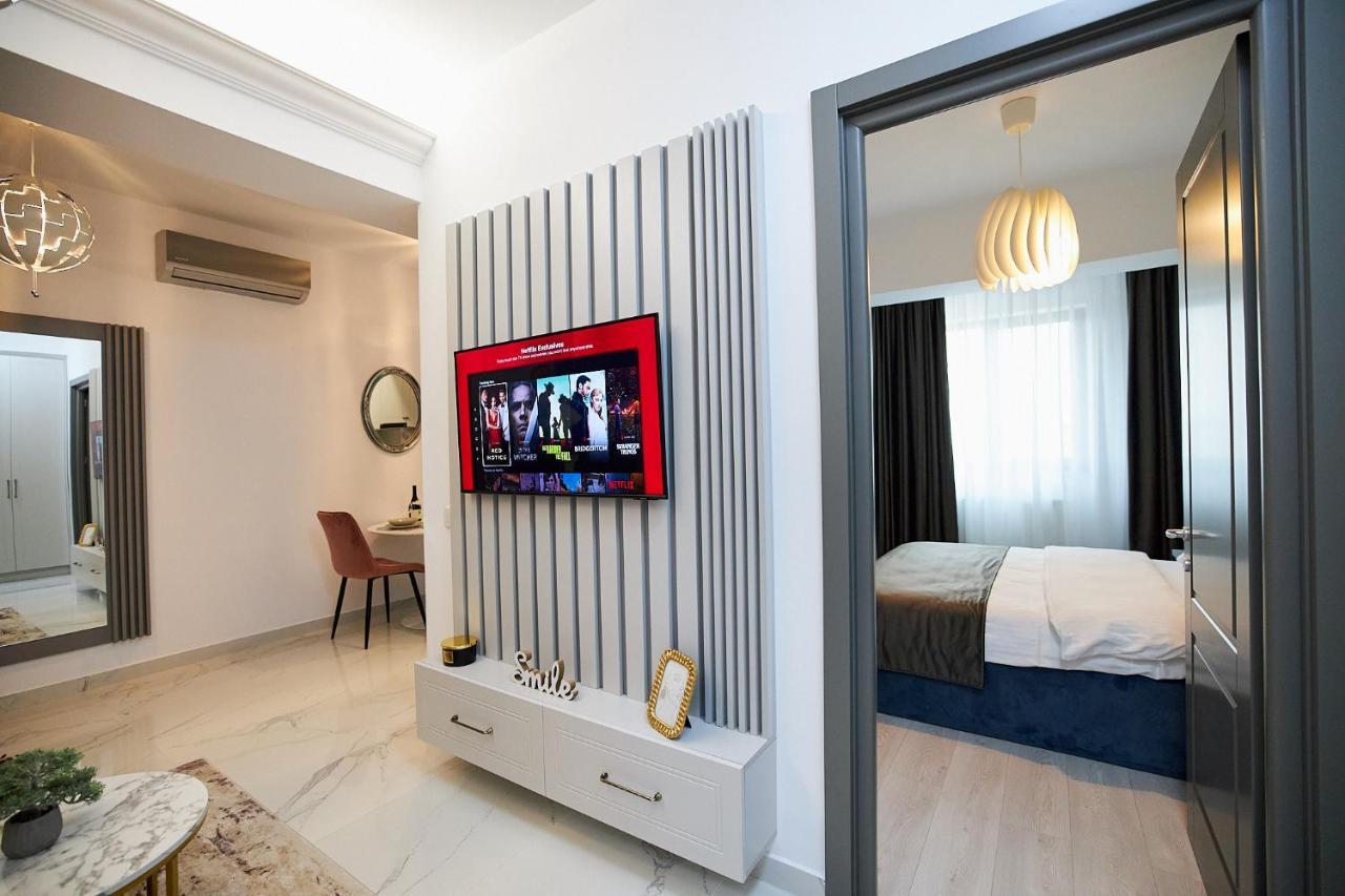 Uptown Apartments Iasi Esterno foto