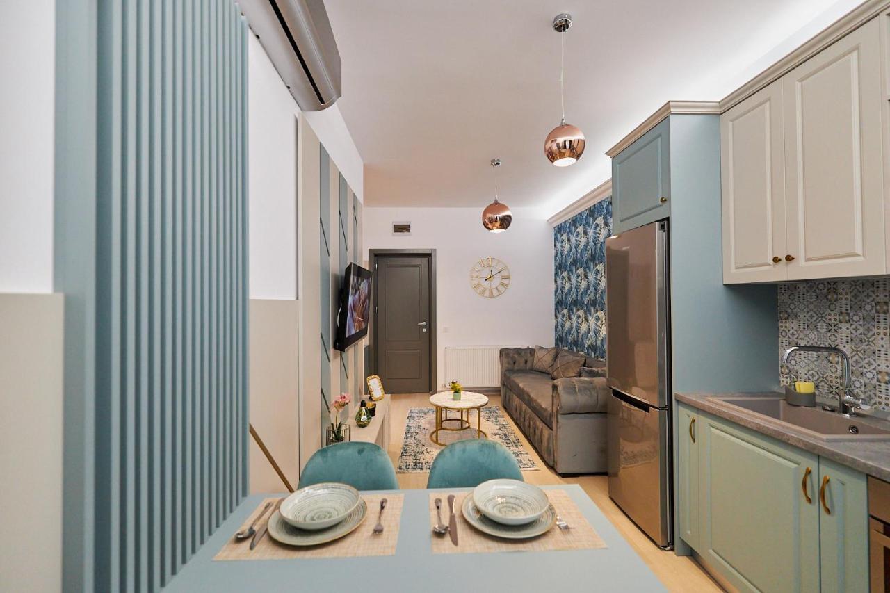 Uptown Apartments Iasi Esterno foto
